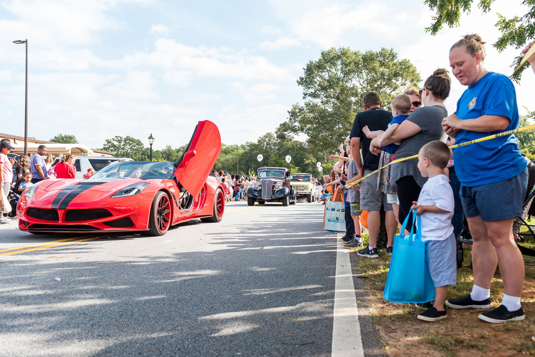 Duluth’s 36th annual Fall Festival boasts large crowds, though retains small-town feel
